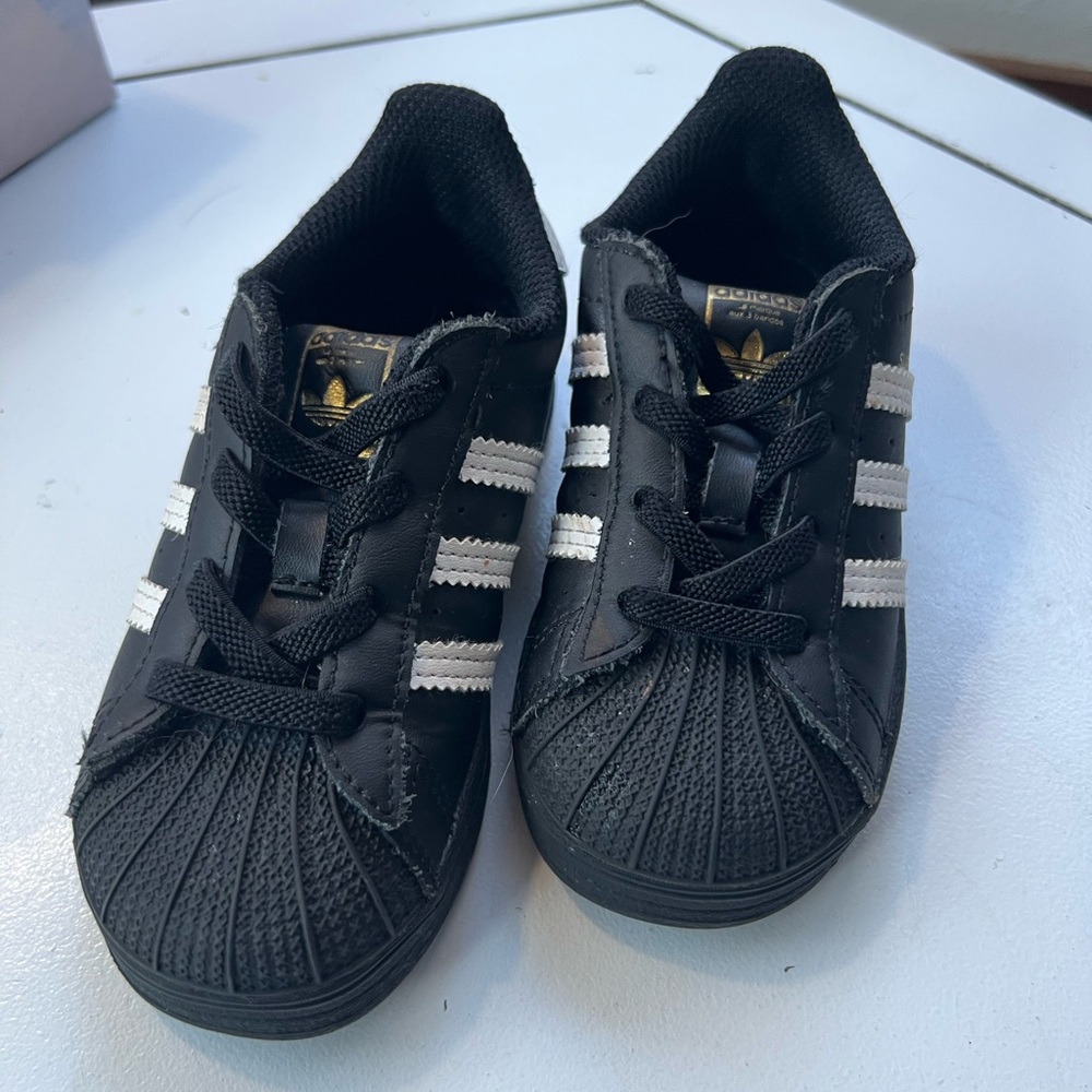 Adidas kids superstars
